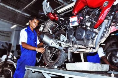 Auto Center